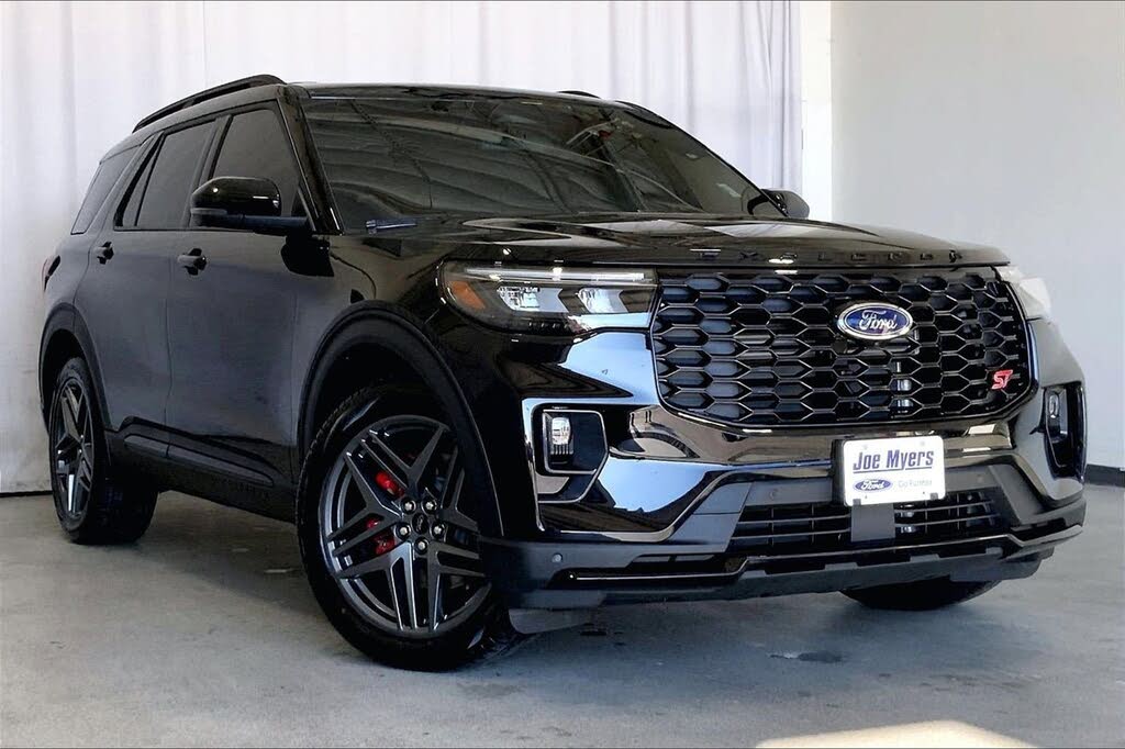 2025 Ford Explorer ST AWD