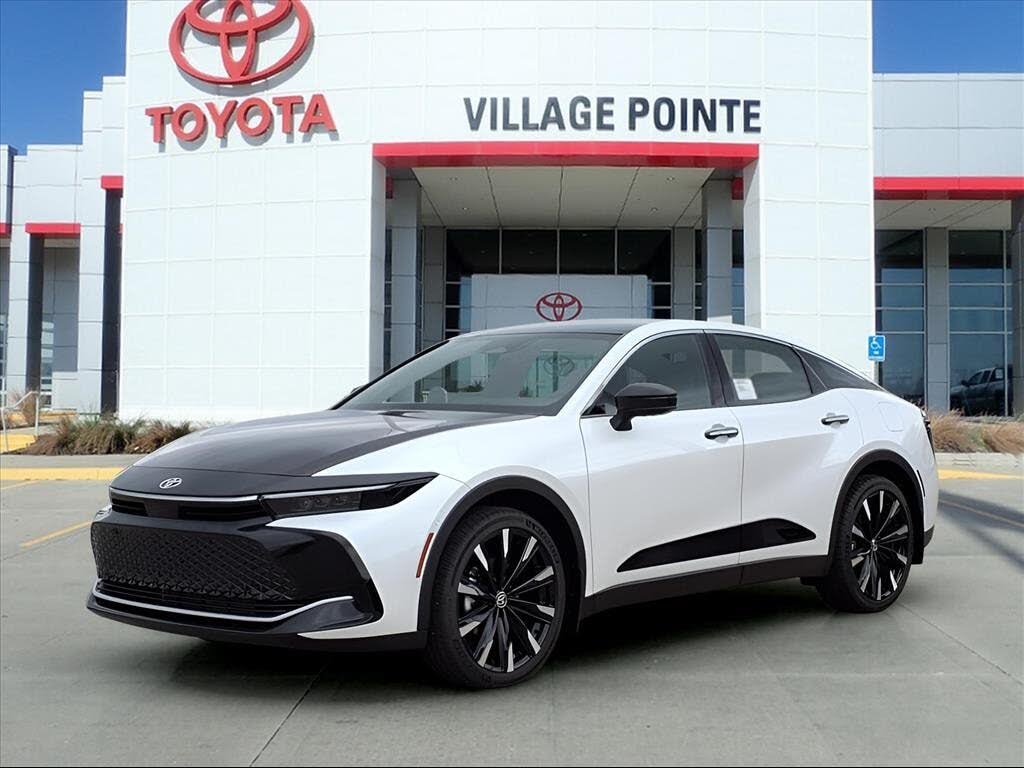 2025 Toyota Crown Platinum AWD