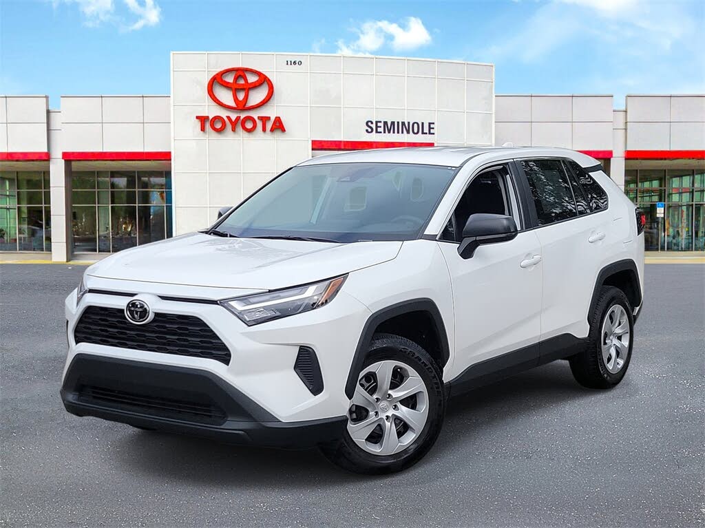 2025 Toyota RAV4 LE FWD
