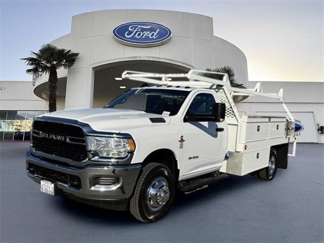 2021 RAM 3500 Chassis Tradesman Regular Cab LB DRW RWD