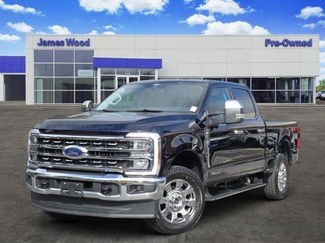 2025 Ford F-250 Super Duty Lariat Crew Cab 4WD