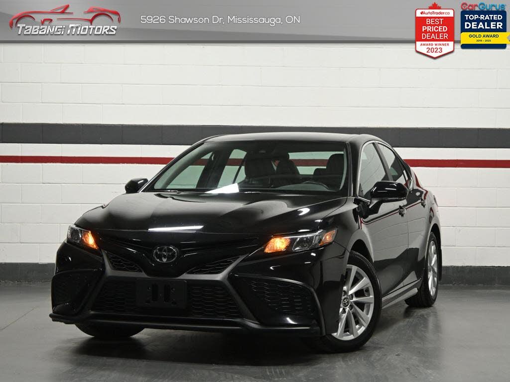 Toyota Camry SE FWD 2023