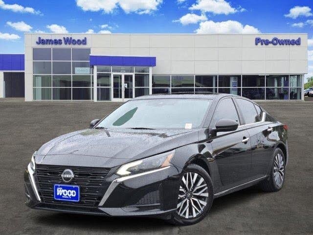 2024 Nissan Altima 2.5 SV FWD