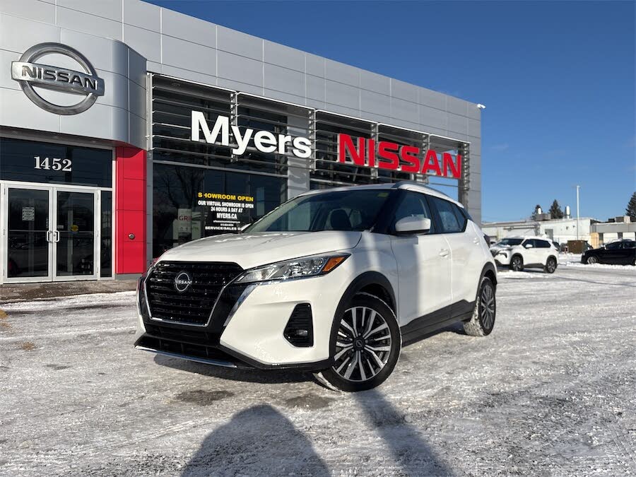 Nissan Kicks SV FWD 2024