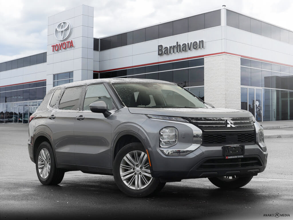 2024 Mitsubishi Outlander ES S-AWC