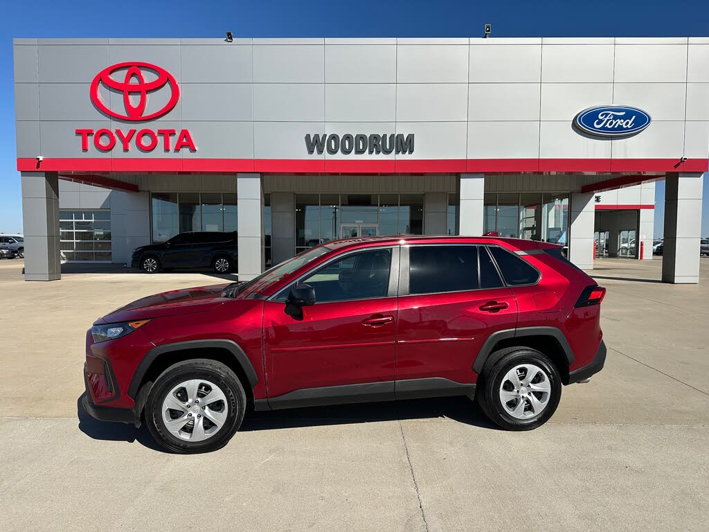 2022 Toyota RAV4 LE AWD