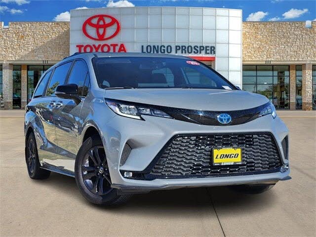 2025 Toyota Sienna XSE 7-Passenger AWD