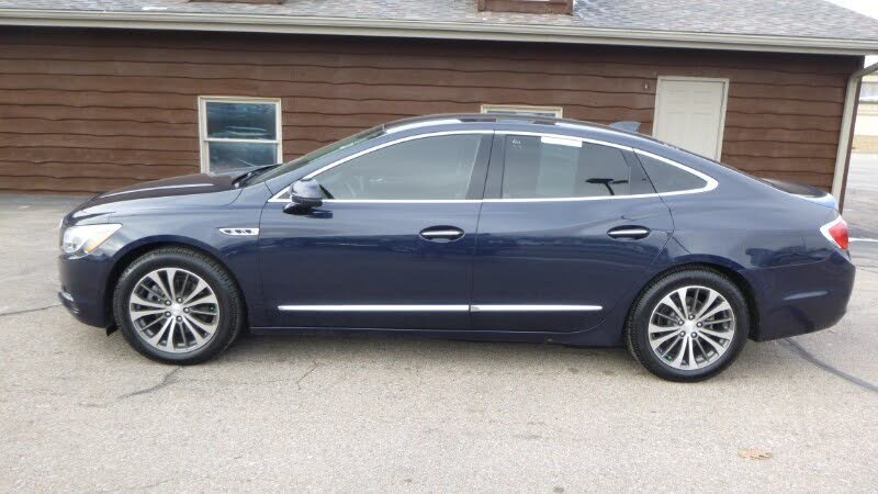 2017 Buick LaCrosse Essence FWD