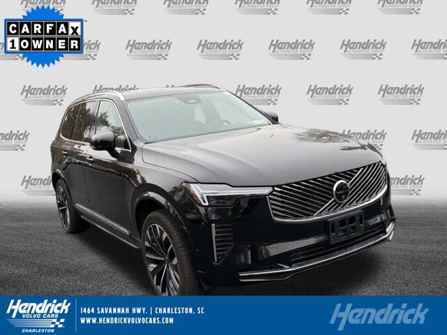 2025 Volvo XC90 B5 Plus Bright Theme 7-Passenger AWD