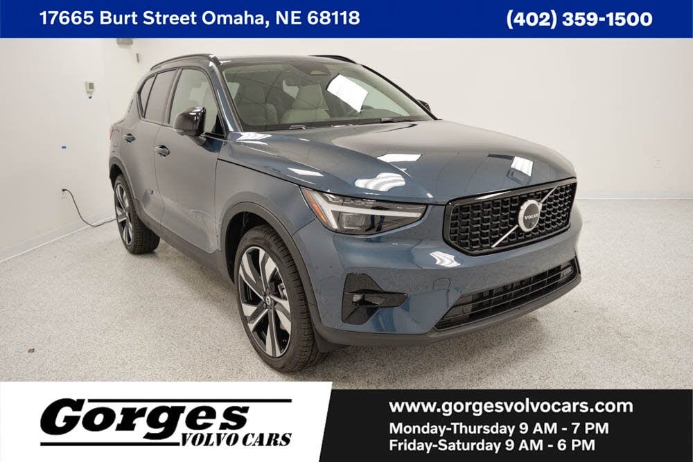 2026 Volvo XC40 B5 Plus AWD