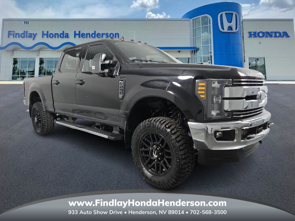 2019 Ford F-250 Super Duty Lariat Crew Cab 4WD
