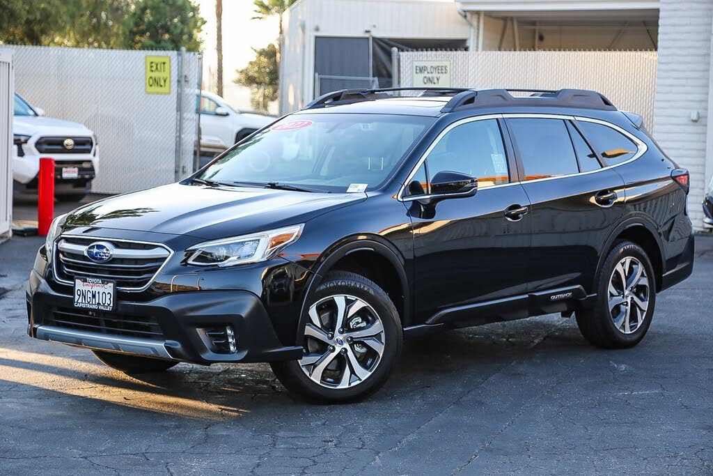 2022 Subaru Outback Limited Crossover AWD