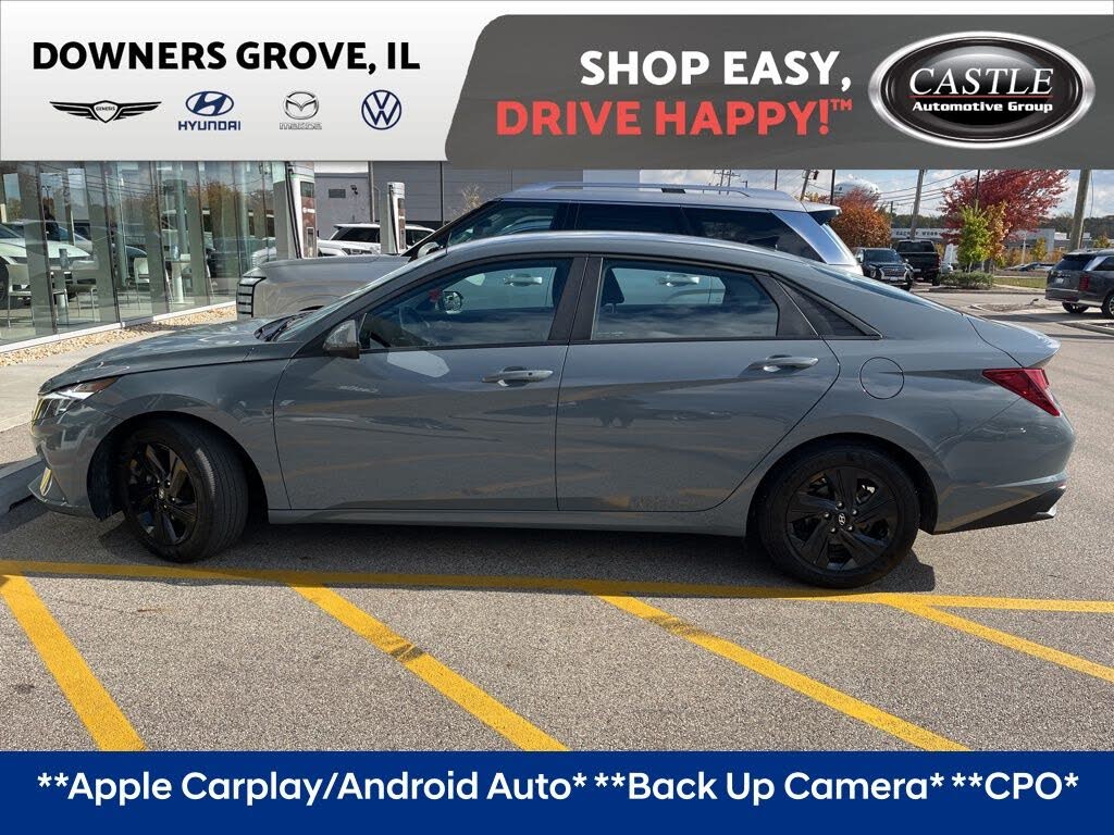 2023 Hyundai Elantra SEL FWD