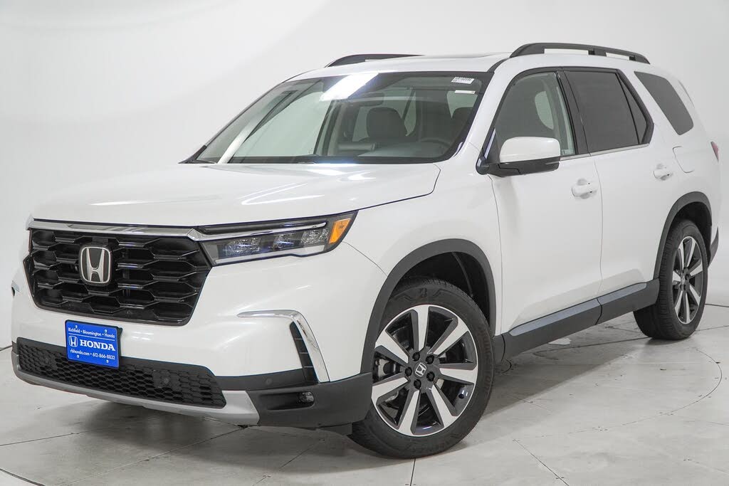 2025 Honda Pilot Touring AWD