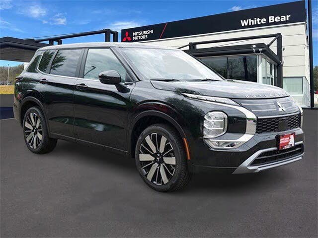 2025 Mitsubishi Outlander SE FWD