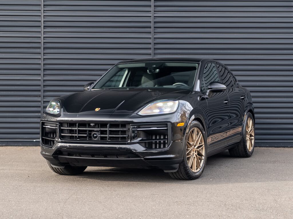 2025 Porsche Cayenne Coupe S AWD