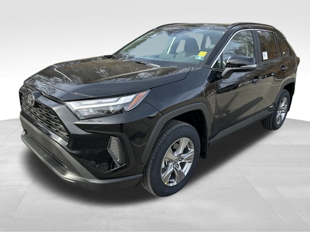 2025 Toyota RAV4 Hybrid XLE AWD