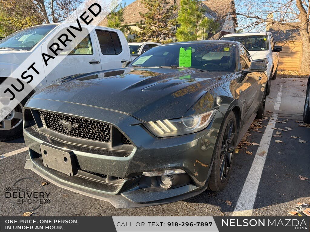 2016 Ford Mustang GT Premium Coupe RWD