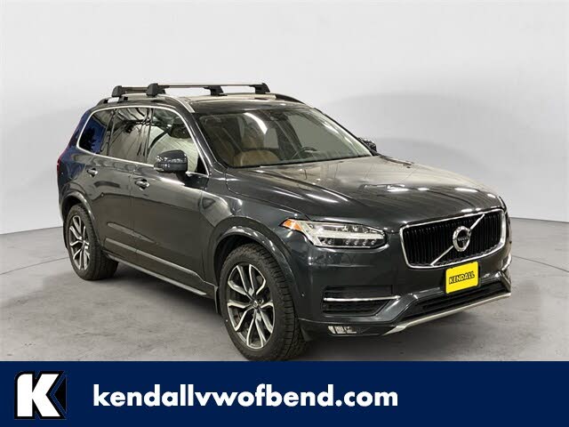 2016 Volvo XC90 T6 Momentum AWD