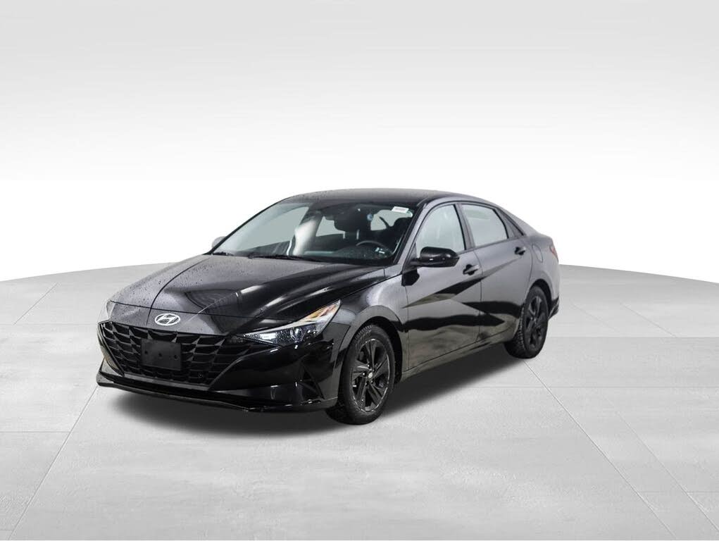 2022 Hyundai Elantra SEL FWD