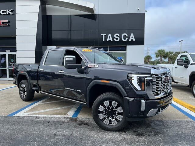 2024 GMC Sierra 2500HD Denali Crew Cab 4WD