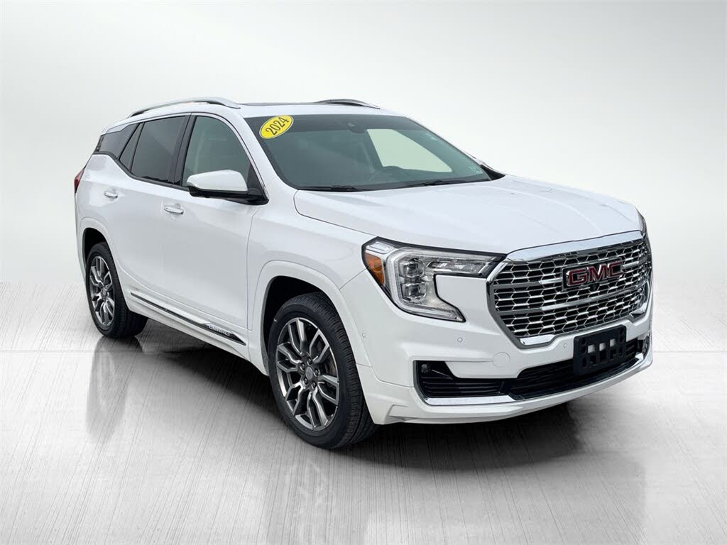2024 GMC Terrain Denali AWD