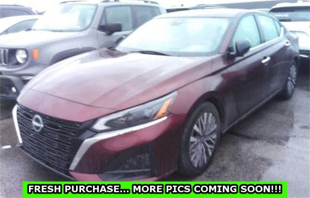 2024 Nissan Altima 2.5 SV FWD