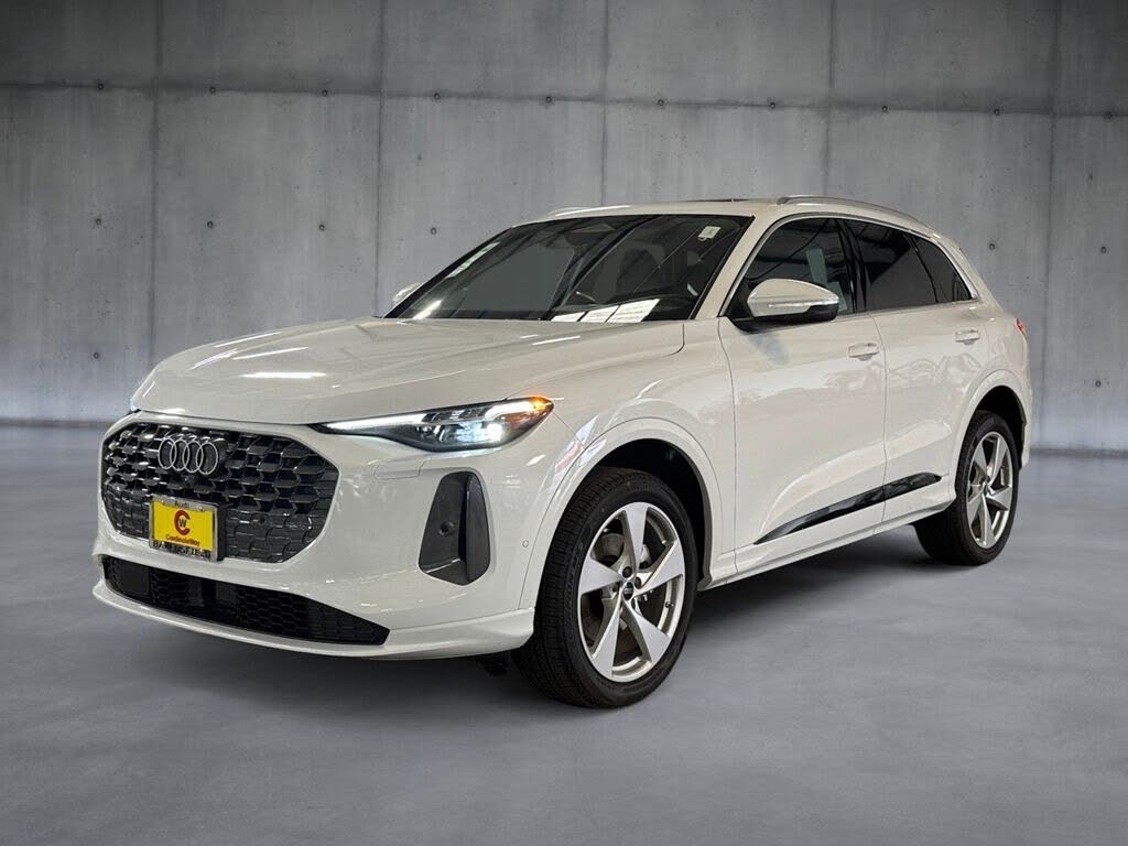 2025 Audi Q5 quattro Premium Plus 40 TFSI