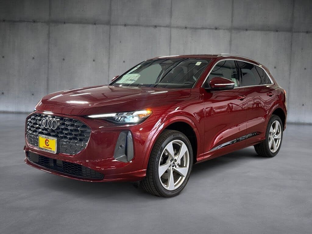 2025 Audi Q5 quattro Premium Plus 40 TFSI