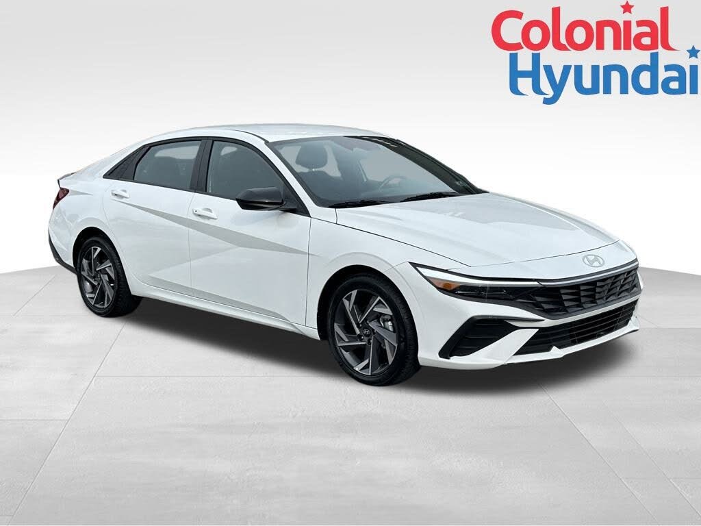 2025 Hyundai Elantra SEL Sport FWD