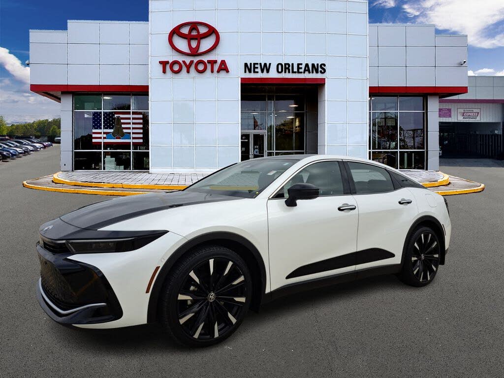 2025 Toyota Crown Platinum AWD