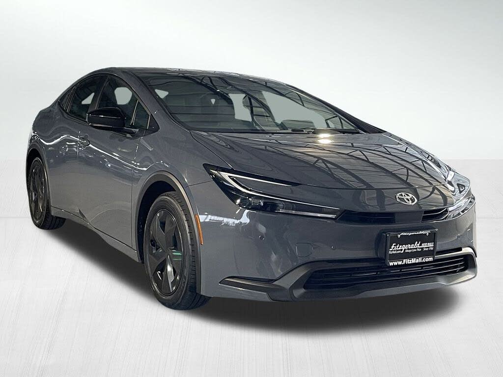 2025 Toyota Prius LE FWD