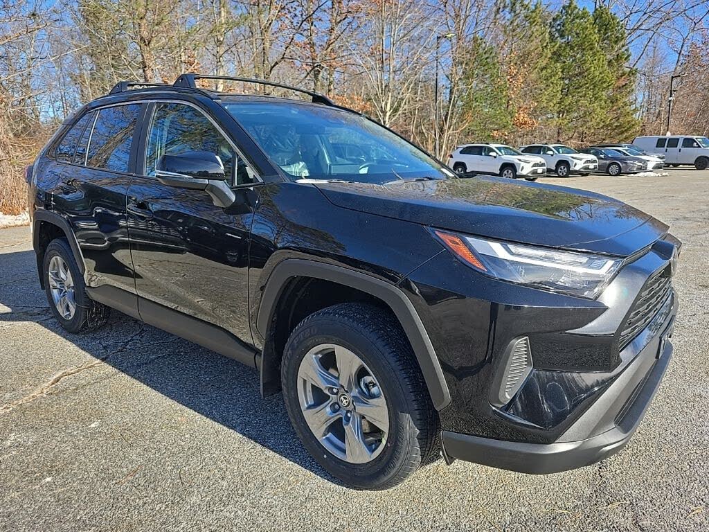 2025 Toyota RAV4 XLE AWD