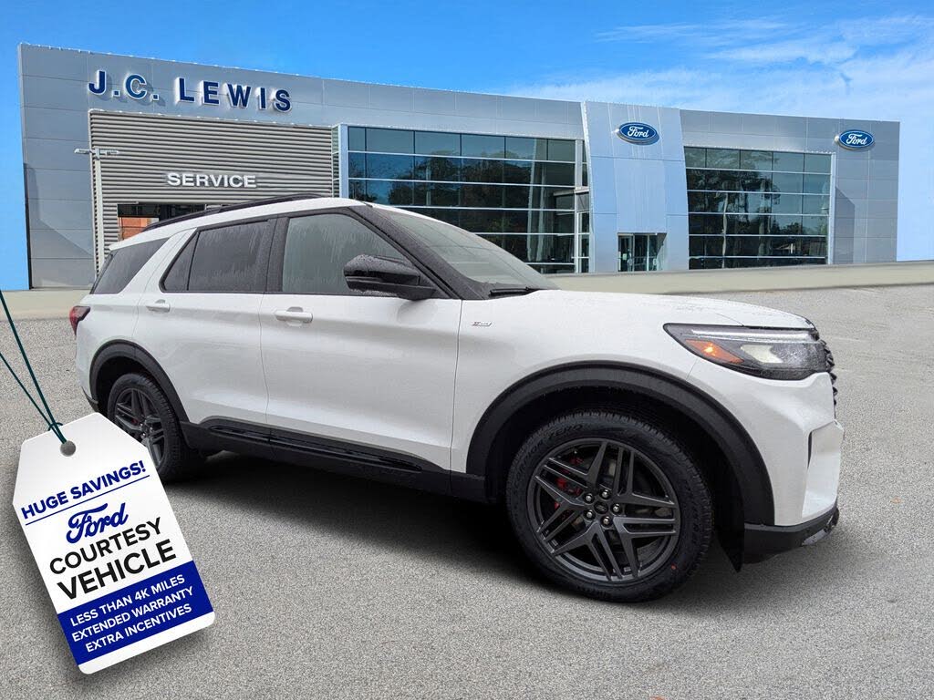 2026 Ford Explorer ST-Line AWD