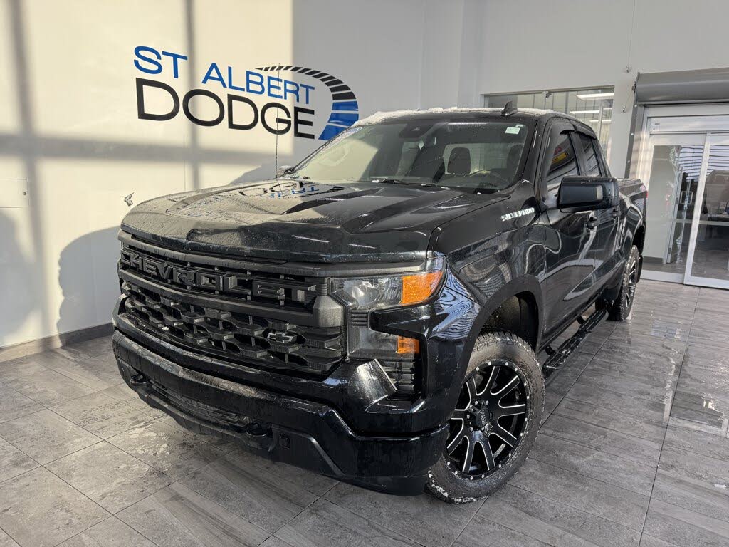 Chevrolet Silverado 1500 Custom Double Cab 4WD 2022