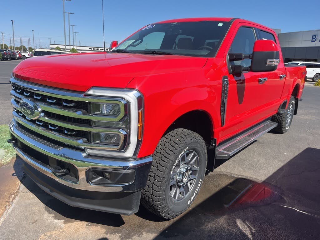2023 Ford F-250 Super Duty Lariat Crew Cab 4WD