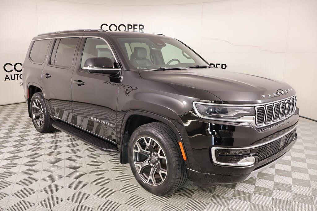 2023 Jeep Wagoneer Series III 4WD