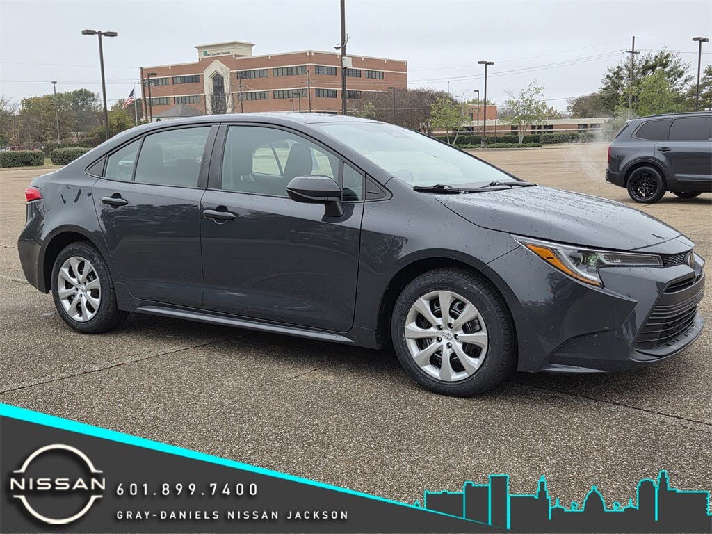 2023 Toyota Corolla LE FWD