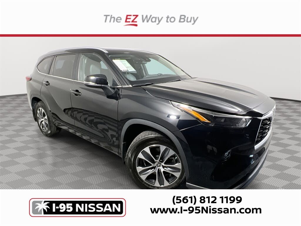 2023 Toyota Highlander XLE FWD