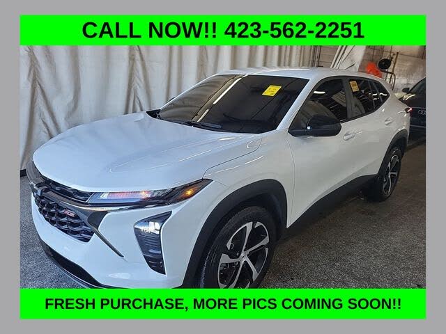 2024 Chevrolet Trax RS with 1RS FWD