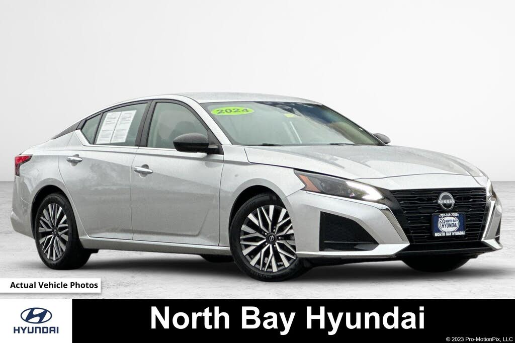 2024 Nissan Altima 2.5 SV FWD