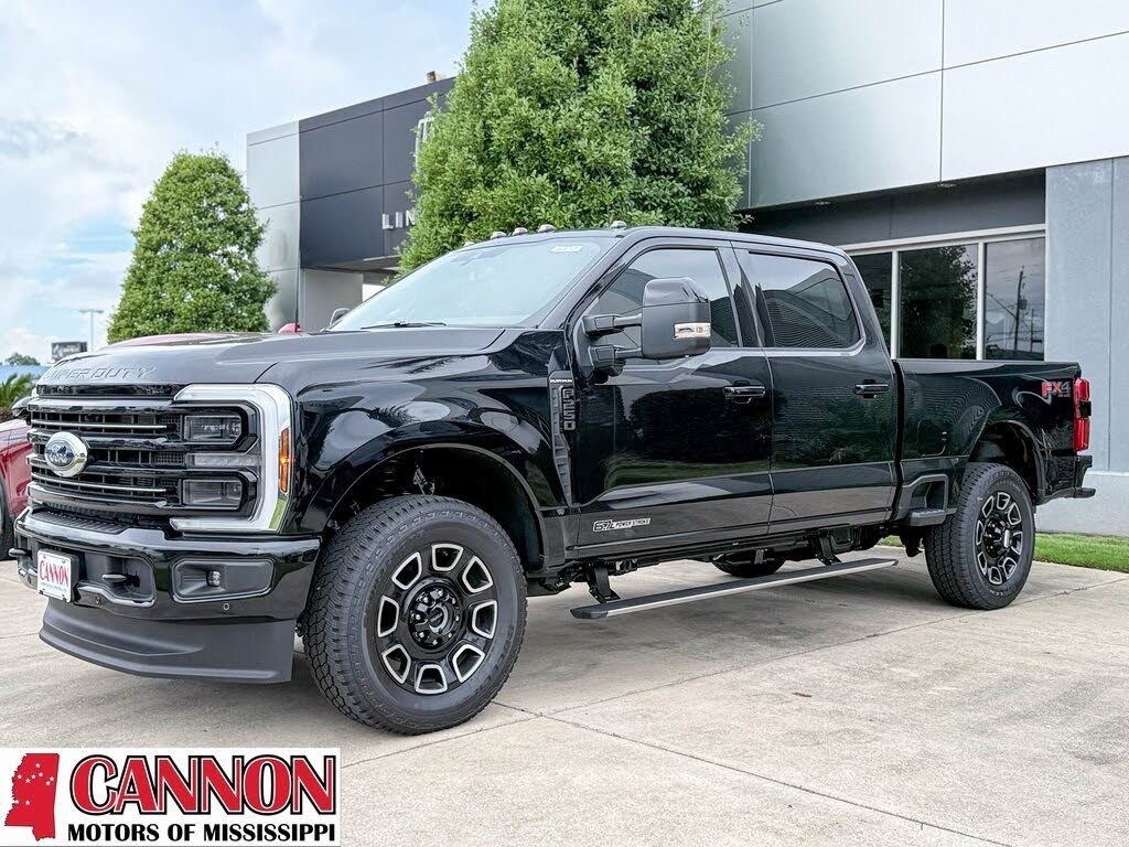 2025 Ford F-250 Super Duty Platinum Crew Cab 4WD