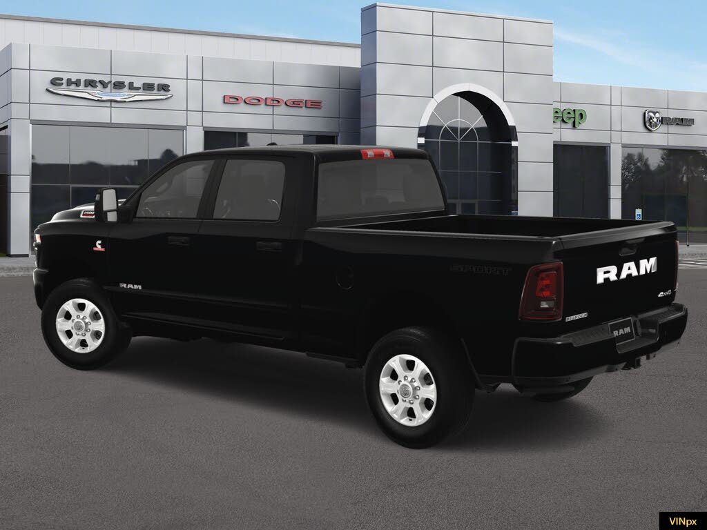 2025 RAM 2500 Big Horn Crew Cab 4WD