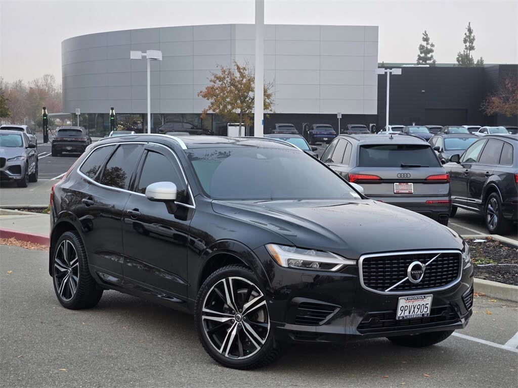 2018 Volvo XC60 Hybrid Plug-in T8 R-Design eAWD