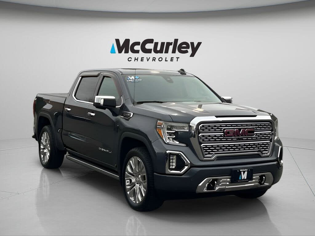 2020 GMC Sierra 1500 Denali Crew Cab 4WD