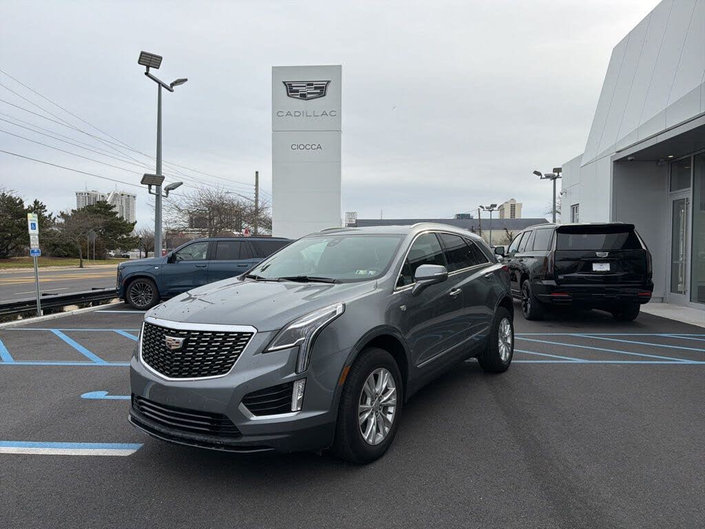 2022 Cadillac XT5 Luxury FWD