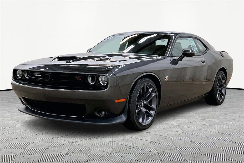 2022 Dodge Challenger R/T Scat Pack RWD