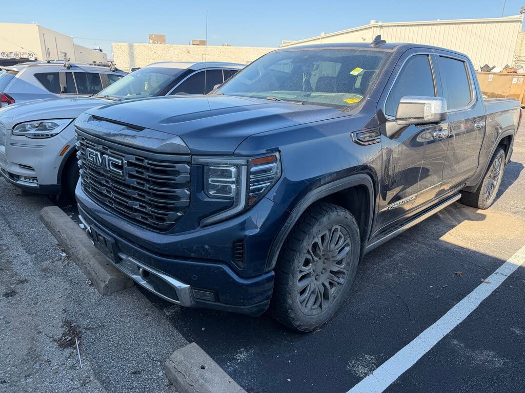 2023 GMC Sierra 1500 Denali Ultimate Crew Cab 4WD