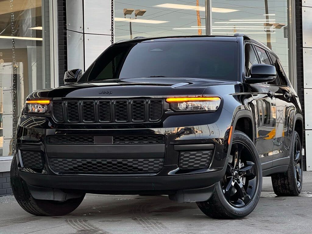 2023 Jeep Grand Cherokee L Altitude 4WD