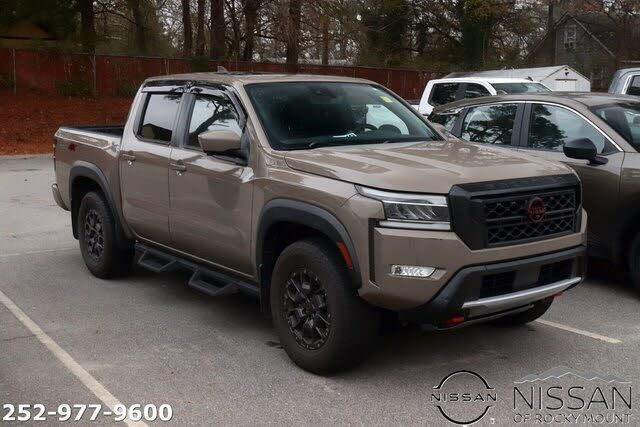 2023 Nissan Frontier PRO-4X Crew Cab 4WD